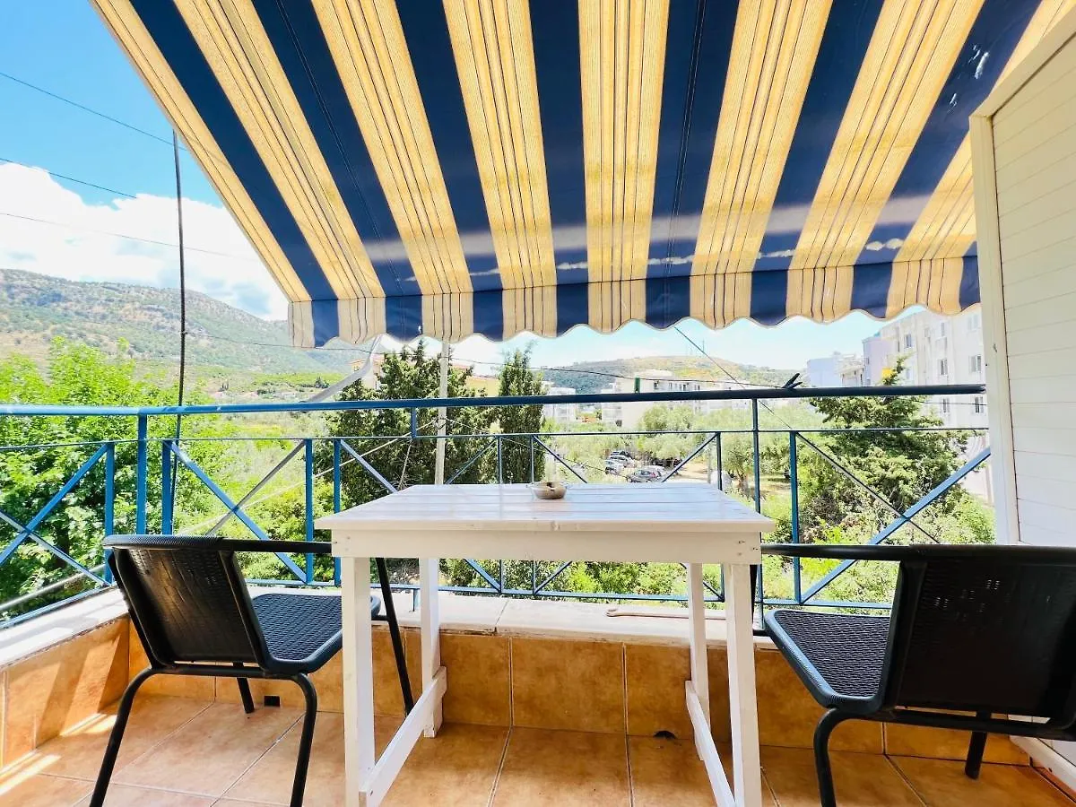 Hotel Portokali Himare 0*,  Albania