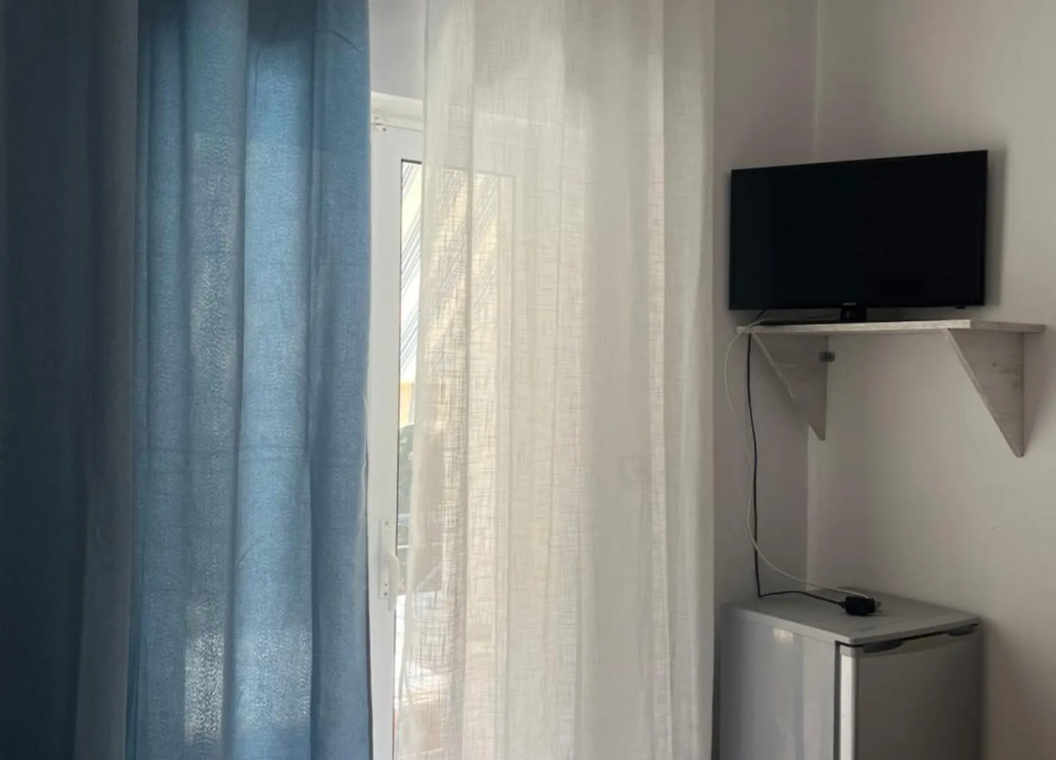 Hotel Portokali Himare 0*,