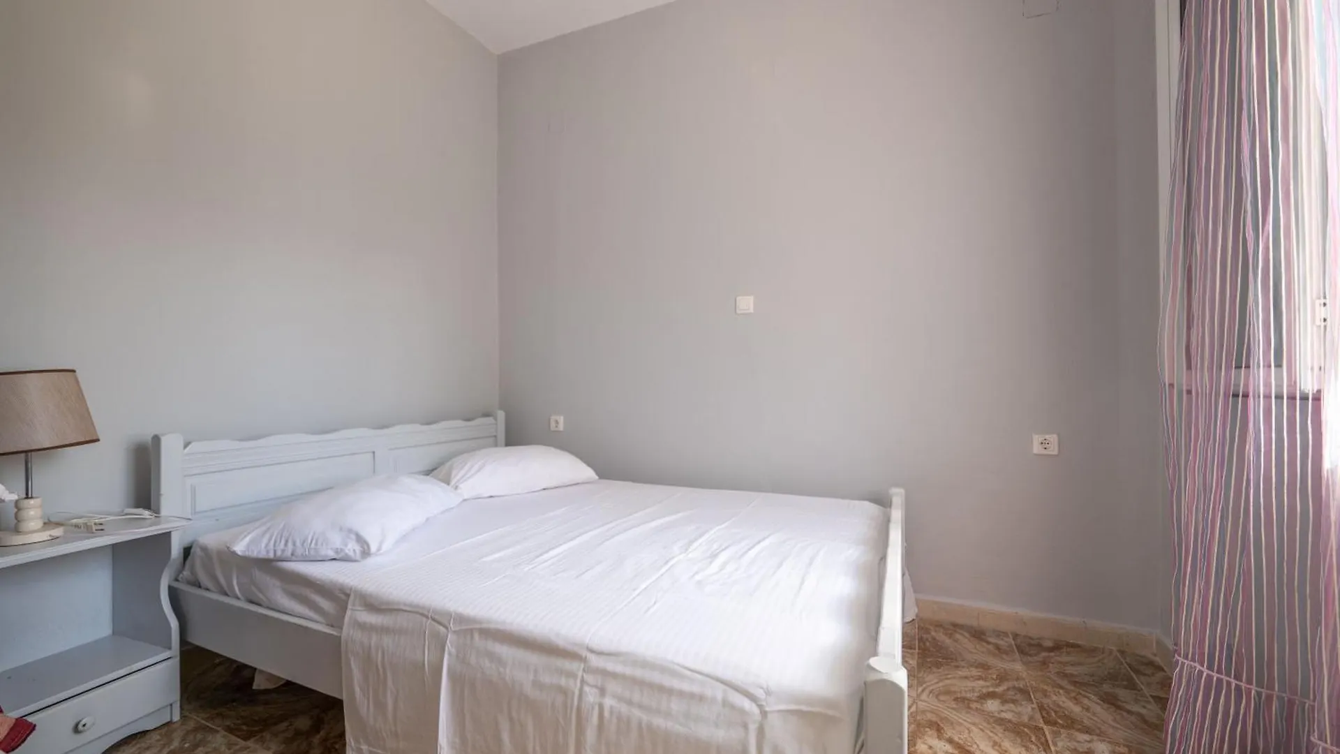 Hotel Portokali Himare