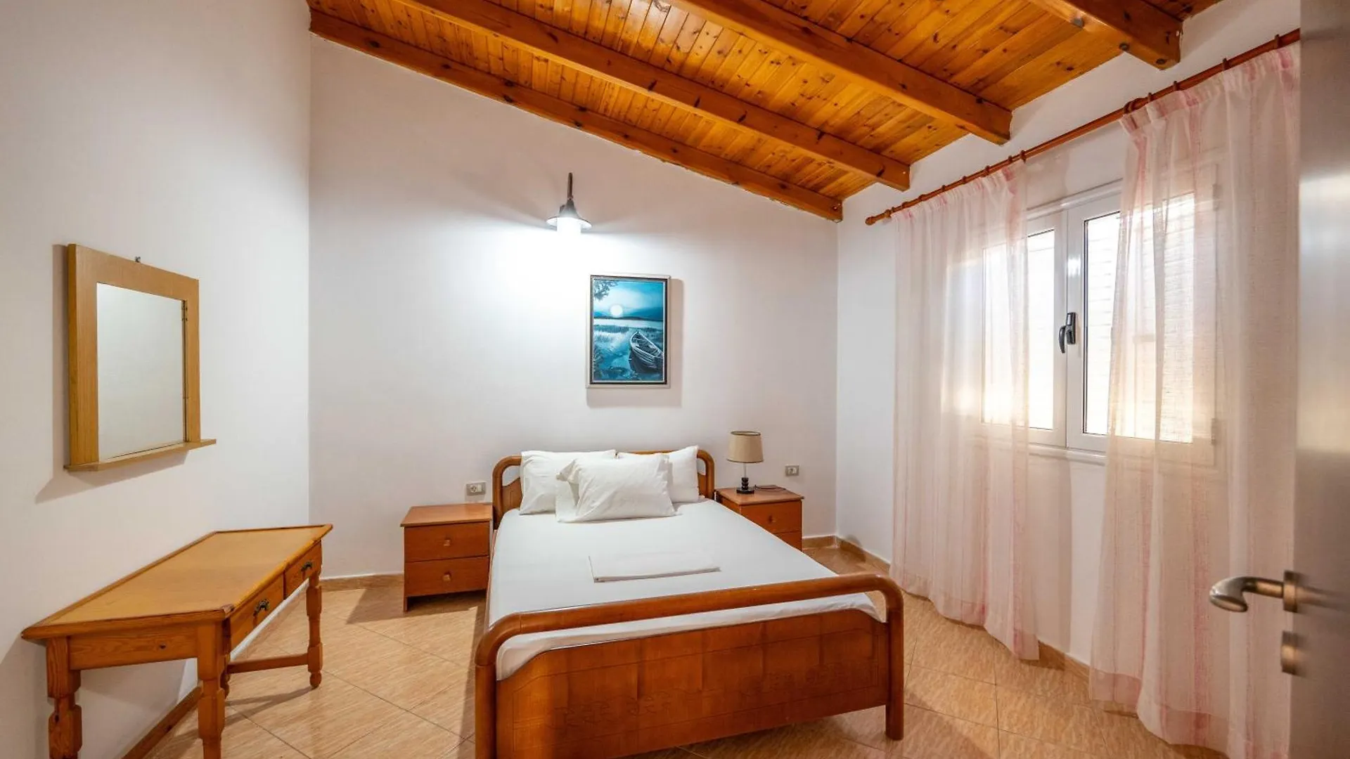 Hotel Portokali Himare