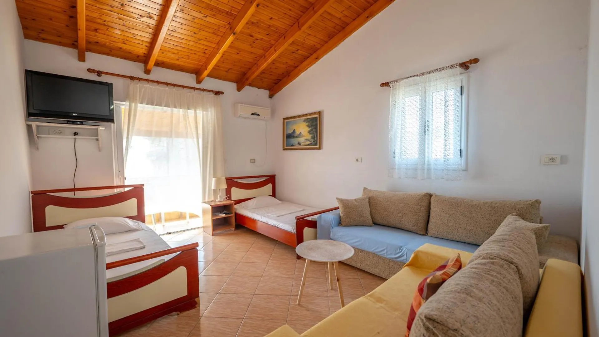 Hotel Portokali Himarë Albánie